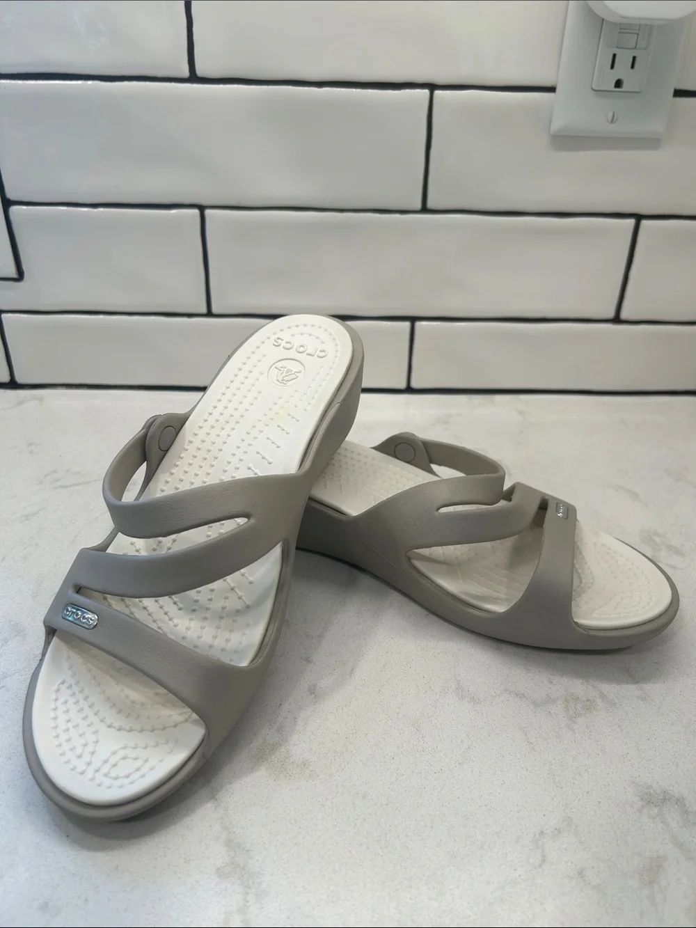 Crocs Patricia Wedge Sandals Grey / White Womens 7